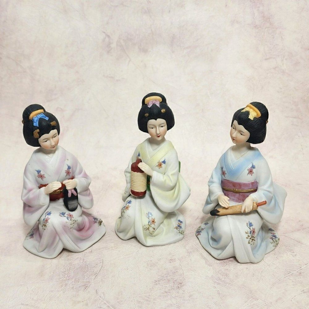 3 Vintage 6" Tall Seizan Geisha Women Kneeling CP Fine‎ Art Figurines